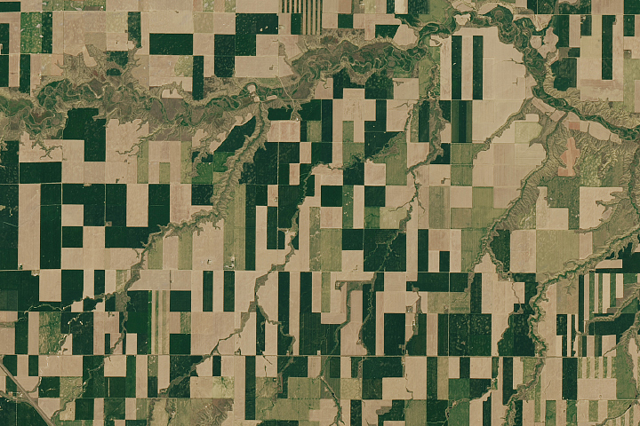 Geometry in the Golden Triangle