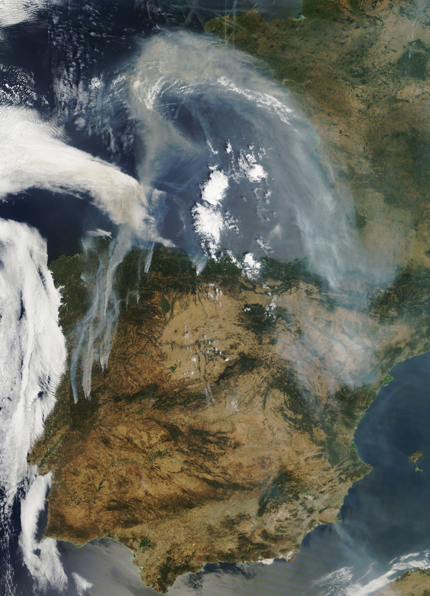 Smoke Blankets the Iberian Peninsula - related image preview