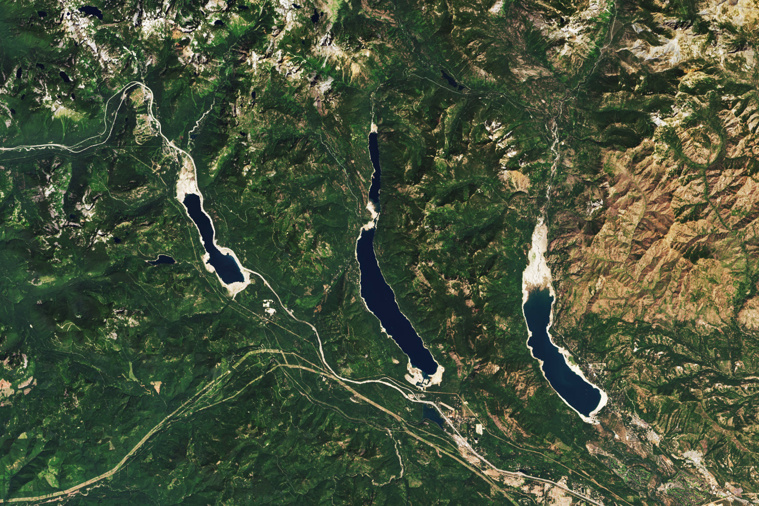 Drought Parches the Yakima River Basin - related image preview