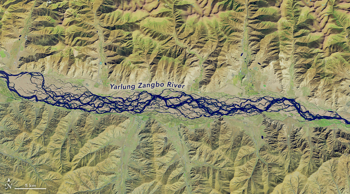 Braided River in Tibet Redraws Its Channels - related image preview