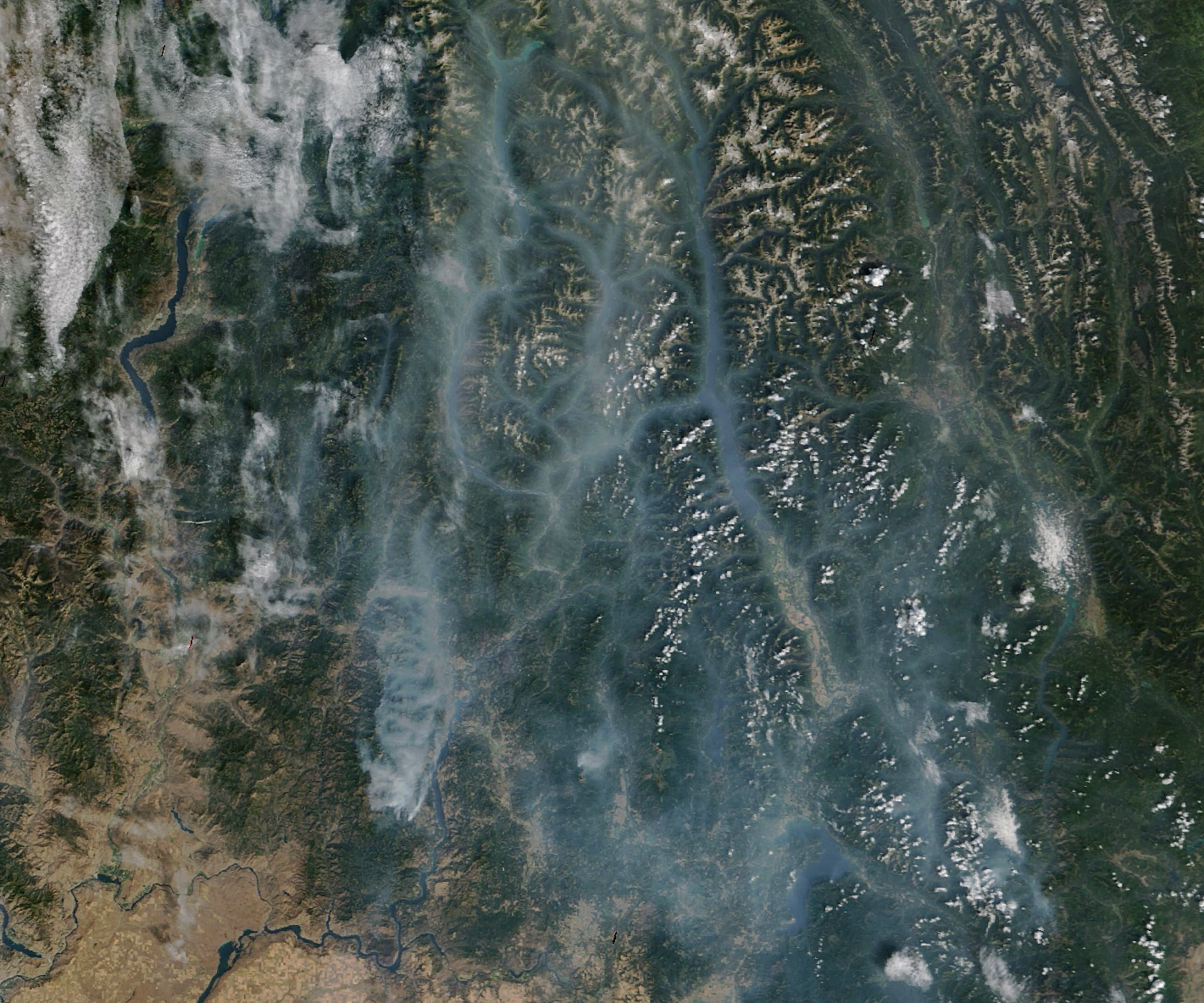 Smoky Skies in the Pacific Northwest - related image preview