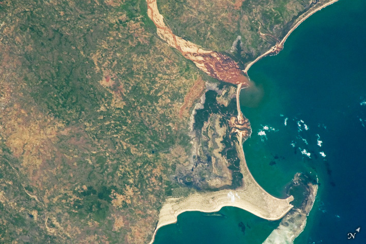 Mozambique’s Rio Lúrio - related image preview