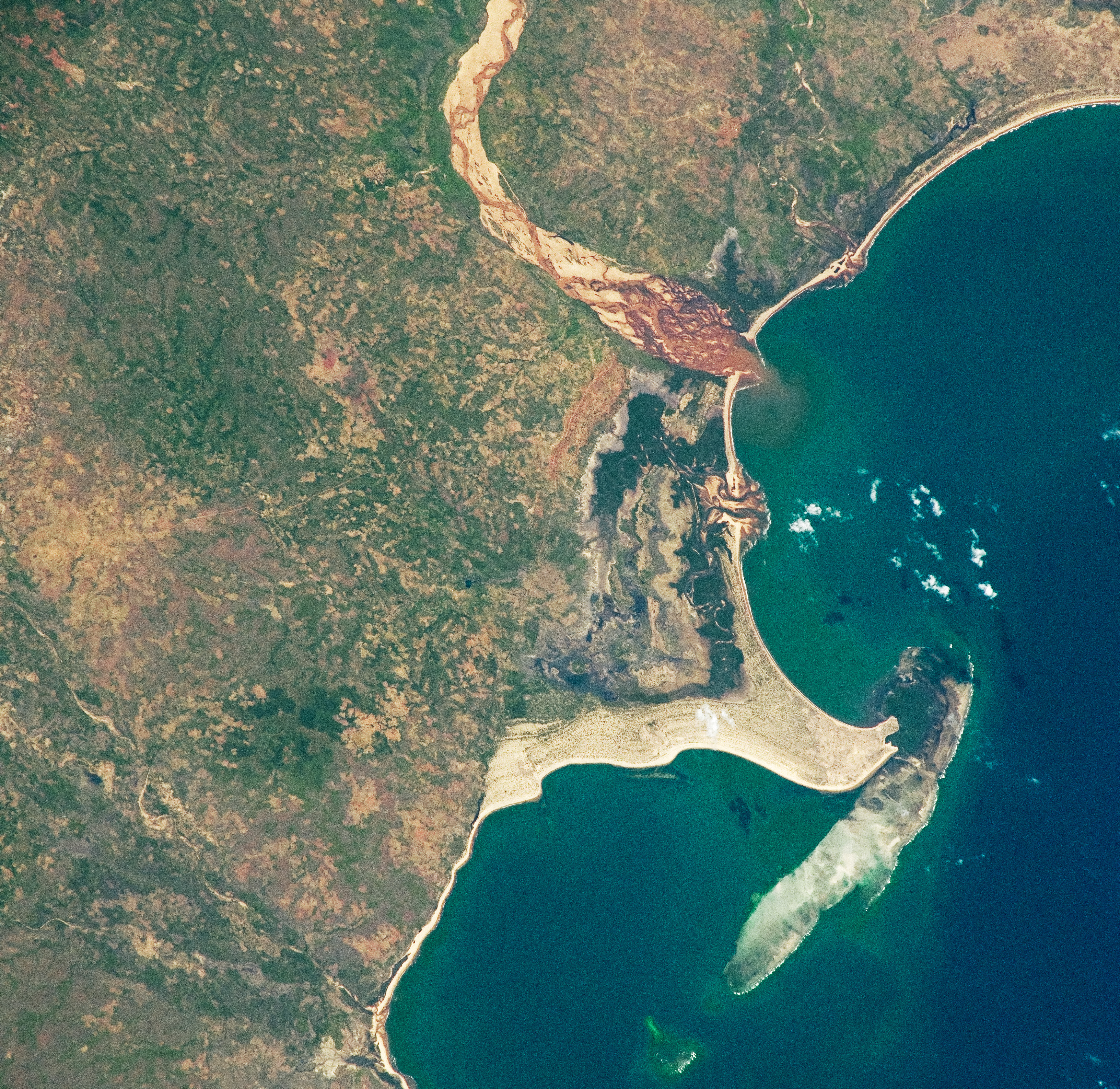 Mozambique’s Rio Lúrio - related image preview