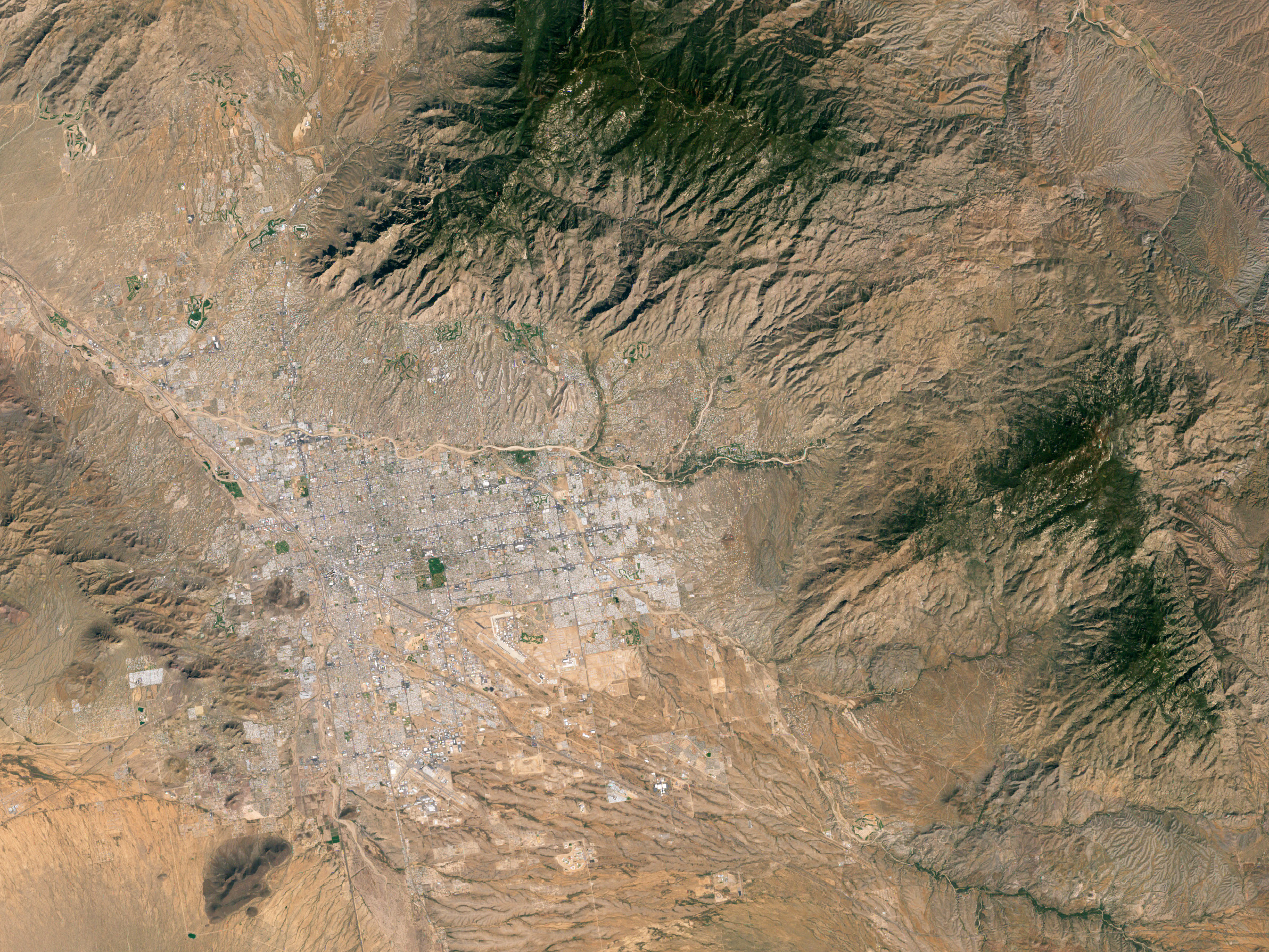 Tucson, Arizona, and its Surroundings - related image preview