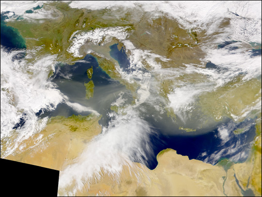 Early Spring Dust over the Mediterranean Sea