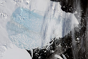 Breakup of the Larsen Ice Shelf, Antarctica