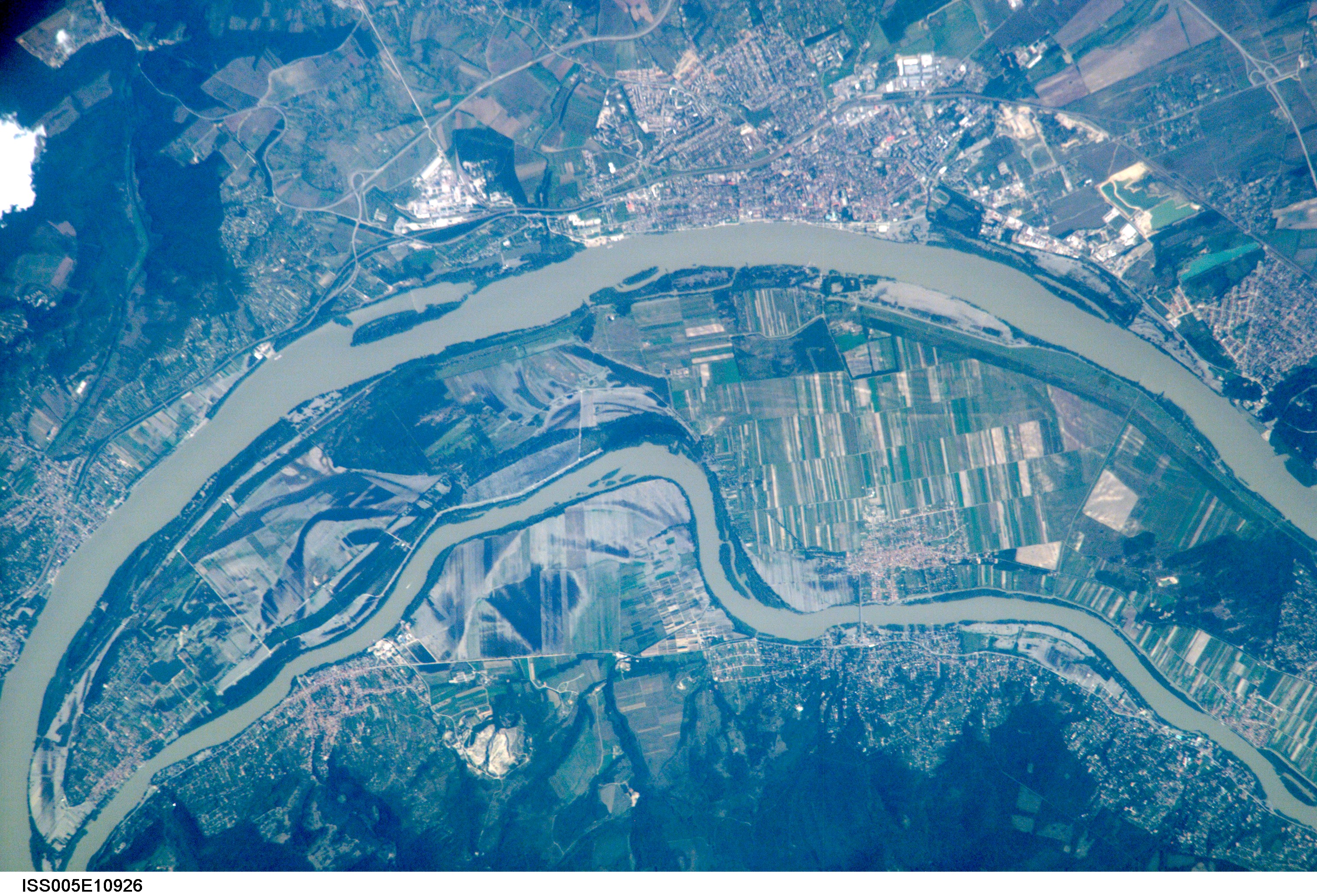 Danube River flooding near Vac, Hungary - related image preview