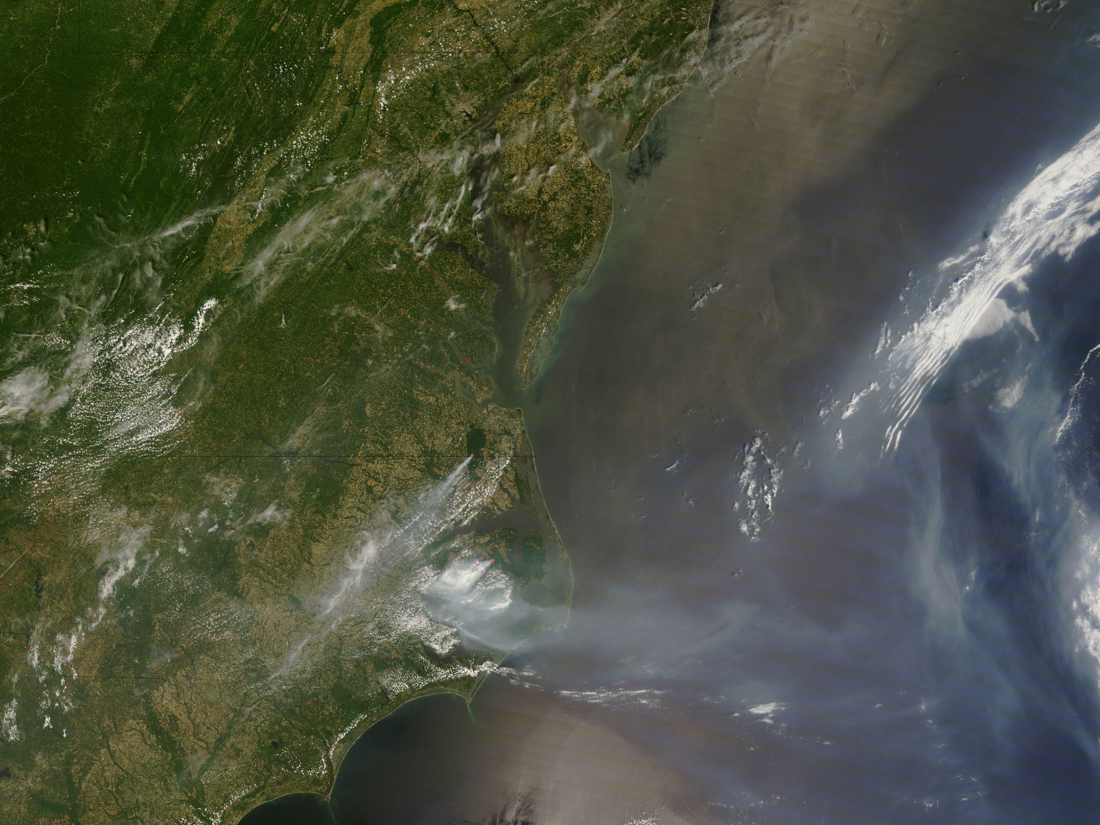 Fires in North Carolina and Virginia - related image preview