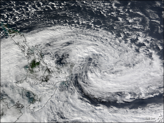 Winter Cyclone Lashes New Zealand