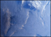 Stratified Arctic Clouds