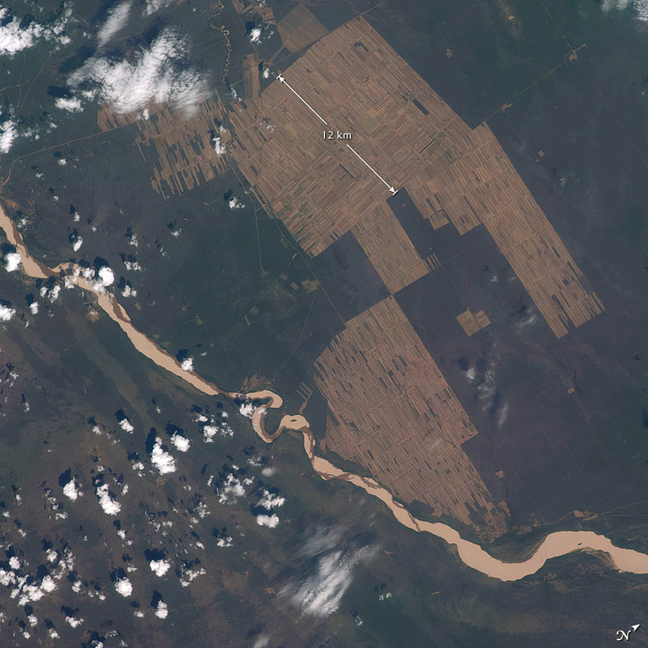 ISS018-E-008064 & 008065