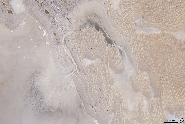 Rare Refill of Lake Eyre, Australia’s Simpson Desert