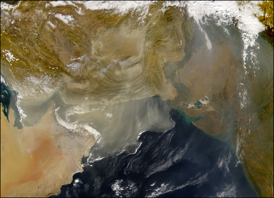 Dust Over the Arabian Sea