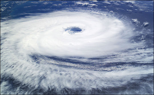 “Hurricane” Catarina hits Brazil