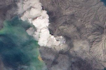 Ash Plume from Tavurvur, Papua New Guinea - related image preview