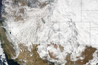 Winter Storm Crosses United States - related image preview