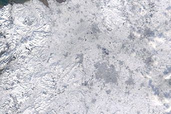 Snow across Great Britain - related image preview
