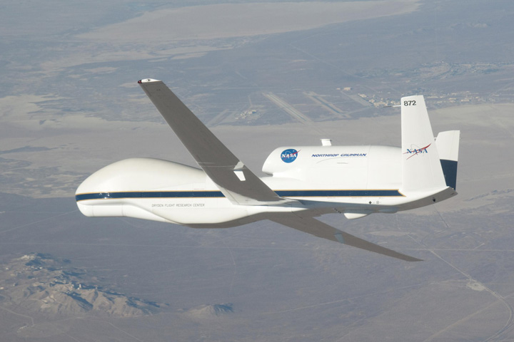 Global Hawk, NASA’s New Remote-Controlled Plane