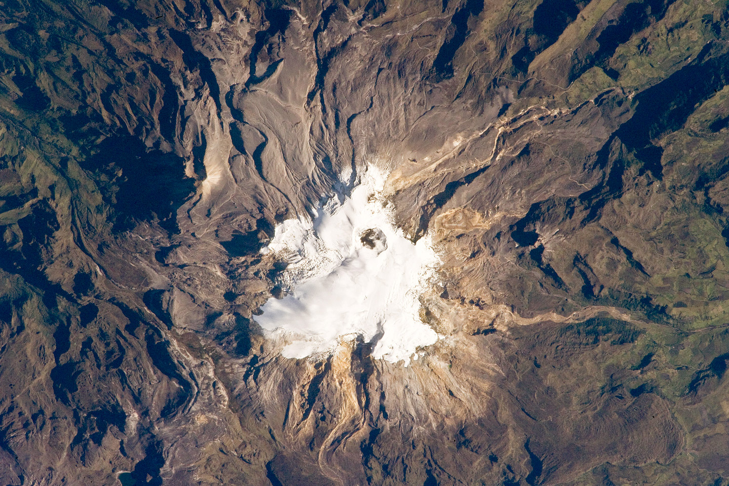 Nevado del Ruiz Volcano, Colombia - related image preview