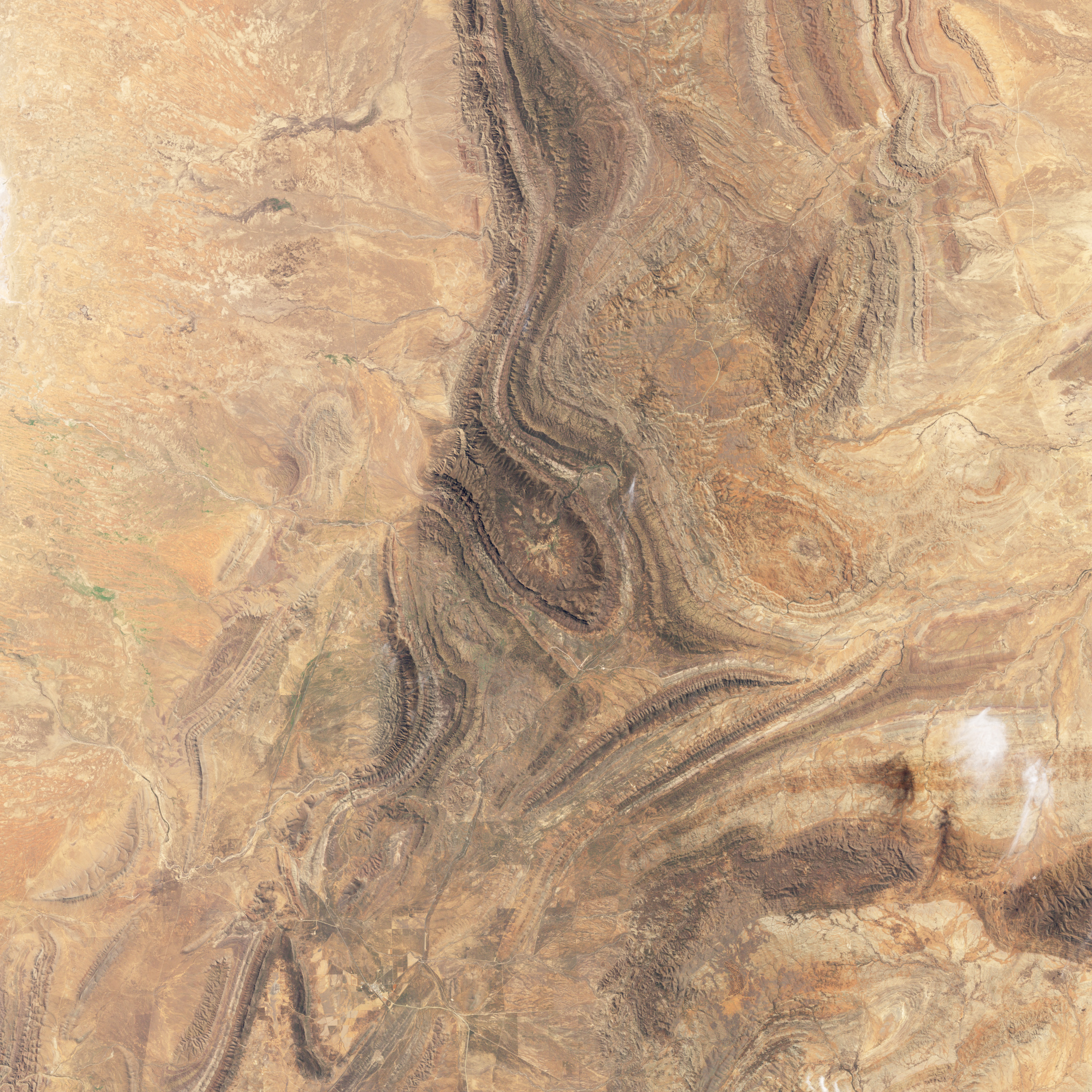 Wilpena Pound and St. Mary Peak, South Australia  - related image preview