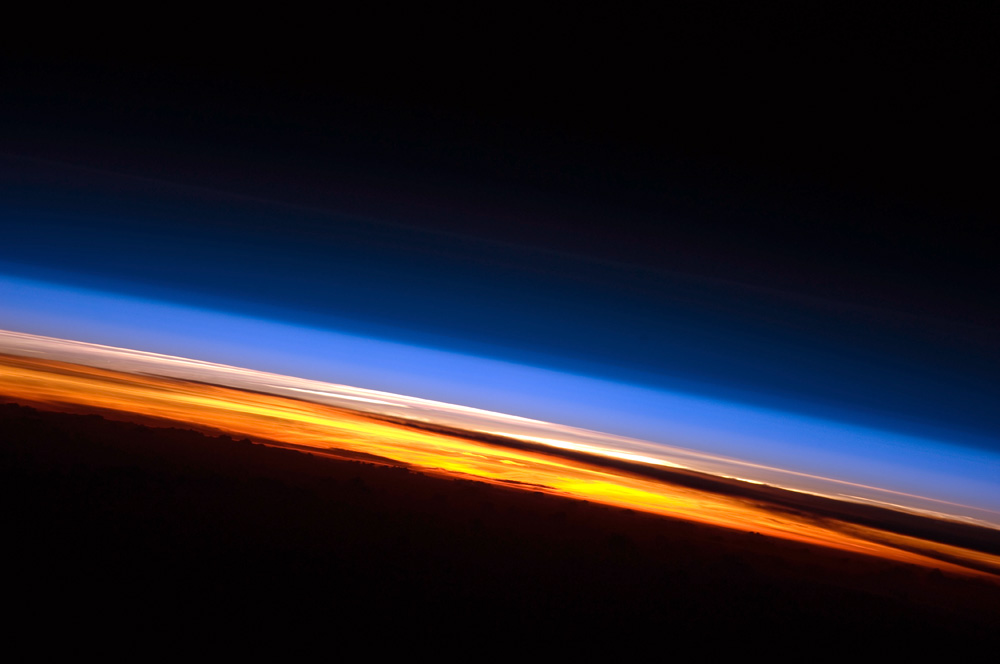 the sunrises from space station