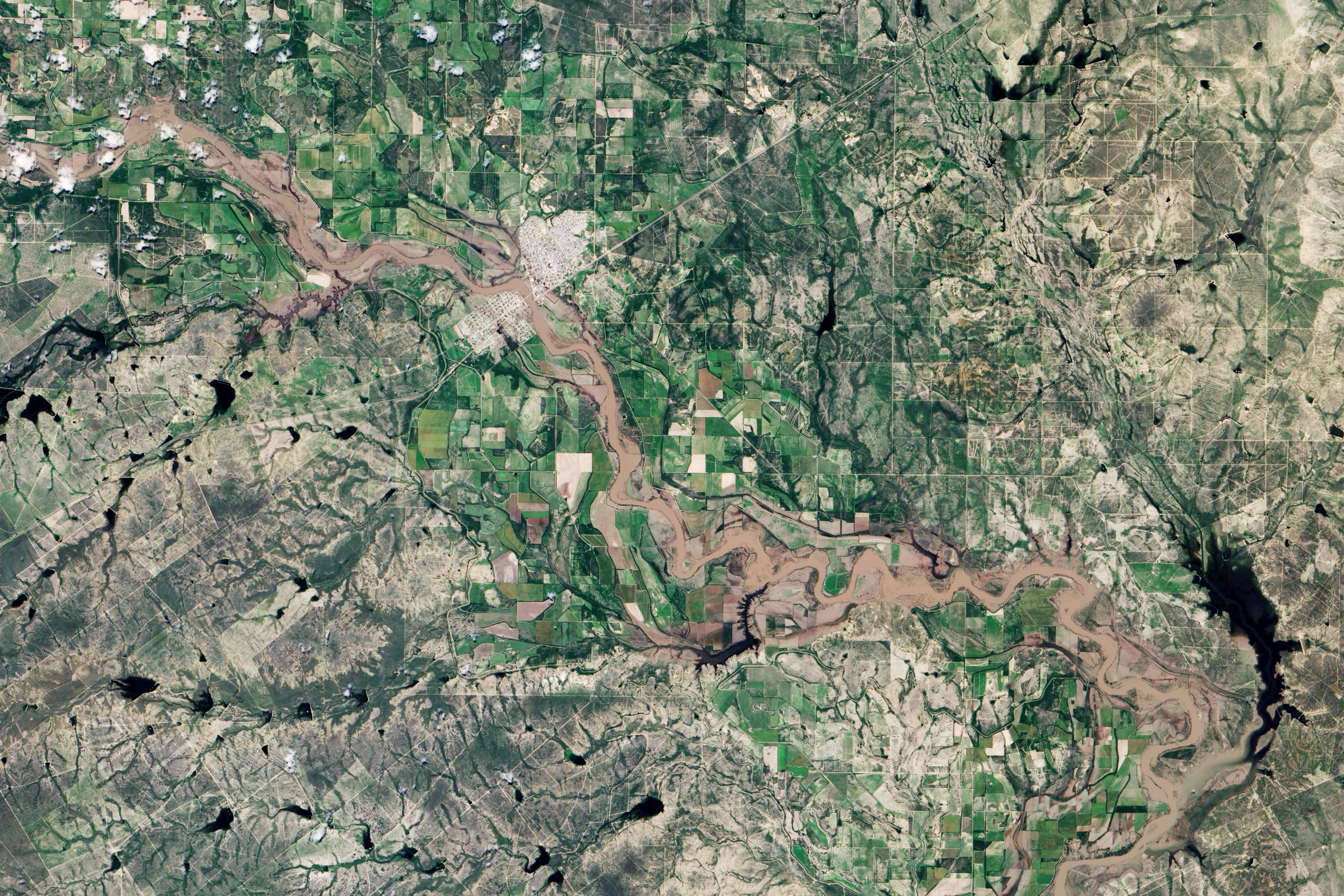Flooding around Anahuac, Mexico - related image preview
