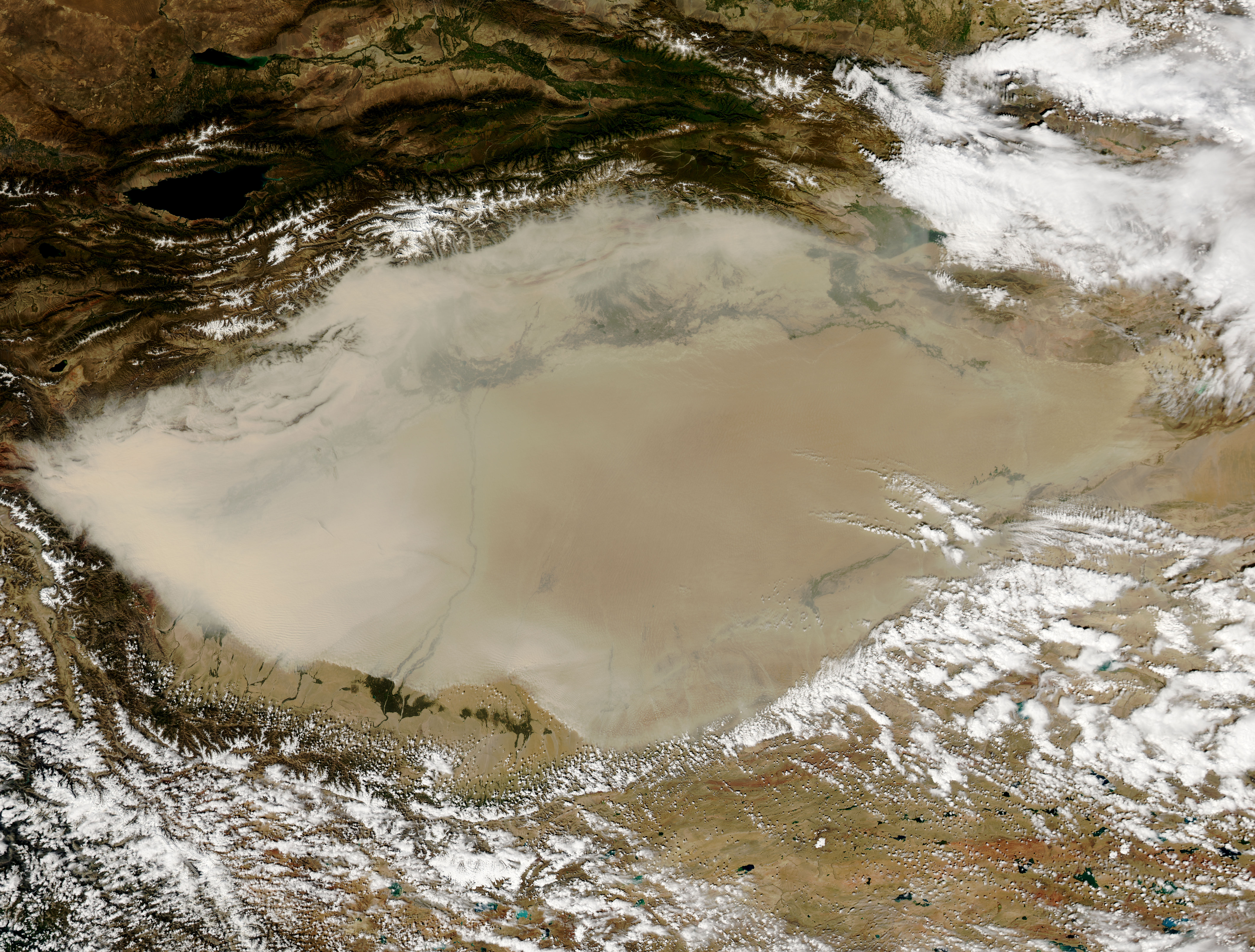 Taklimakan Desert Dust Storm - related image preview