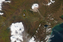 Plumes from Shiveluch and Klyuchevskaya Volcanoes
