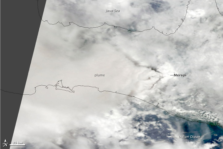 Eruption at Mount Merapi, Indonesia - related image preview