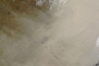 Sandstorm over Eastern China - related image preview