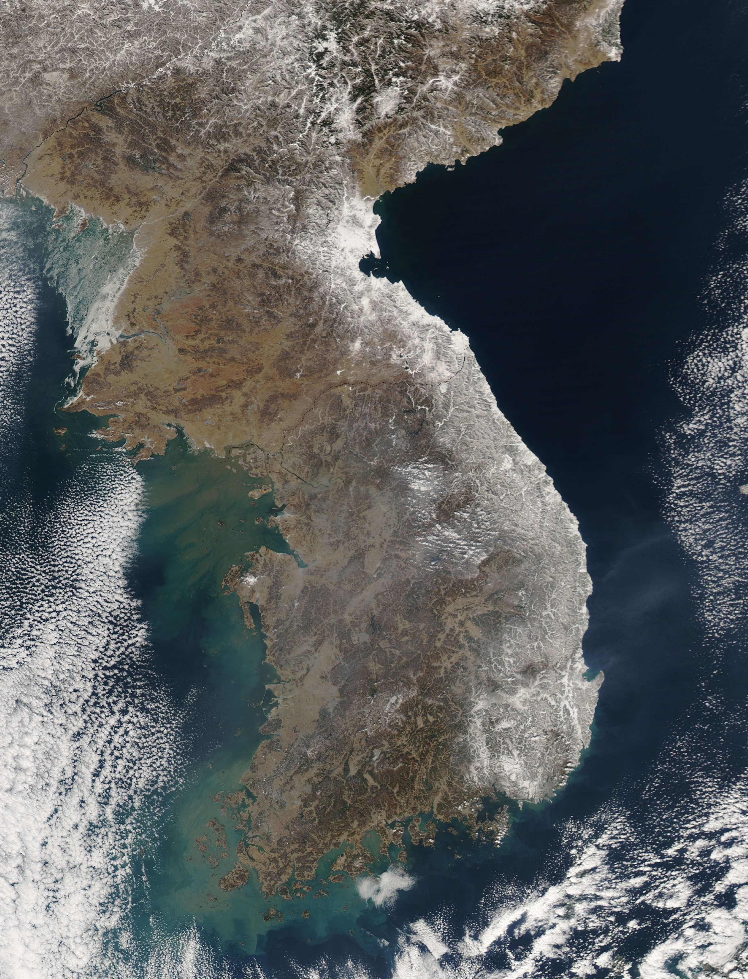 Heavy Snow on the Korean Peninsula - related image preview