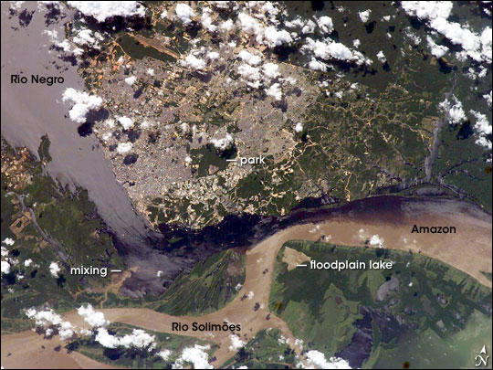 SolimÃµes-Negro River Confluence at Manaus, Amazonia