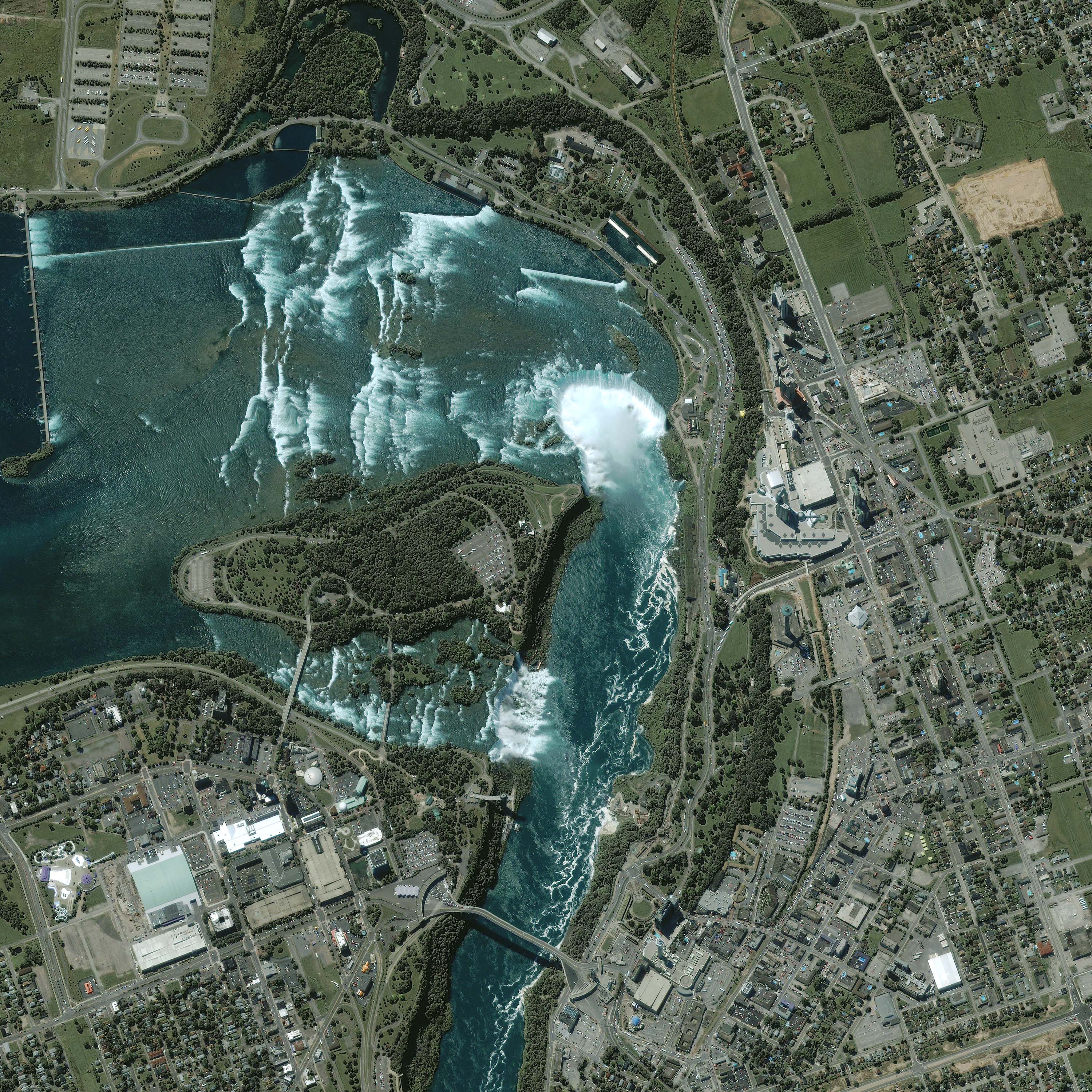 Niagara Falls - related image preview