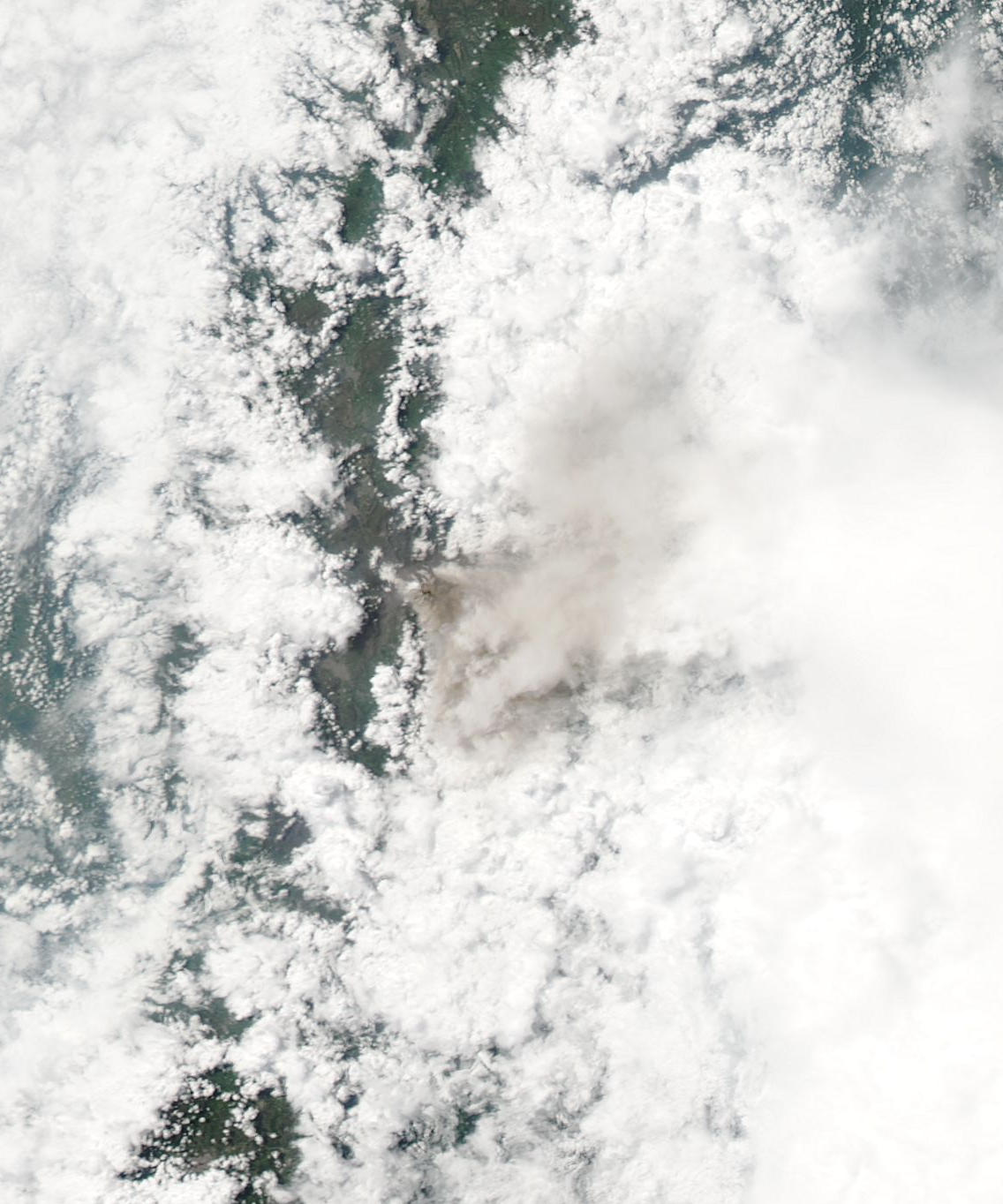 Ongoing Eruption of Tungurahua, Ecuador - related image preview