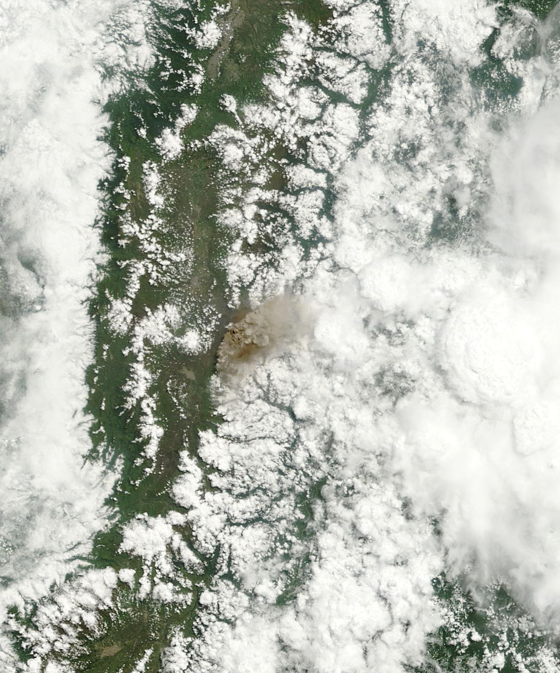 Ongoing Eruption of Tungurahua, Ecuador - related image preview