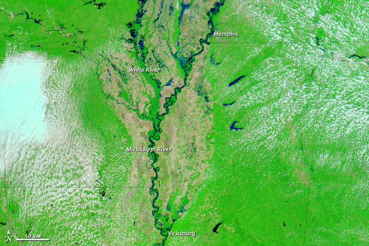 Floods Continue along the Mississippi River - related image preview