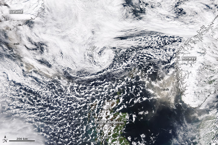 13:05 UTC, Aqua - May 24, 2011