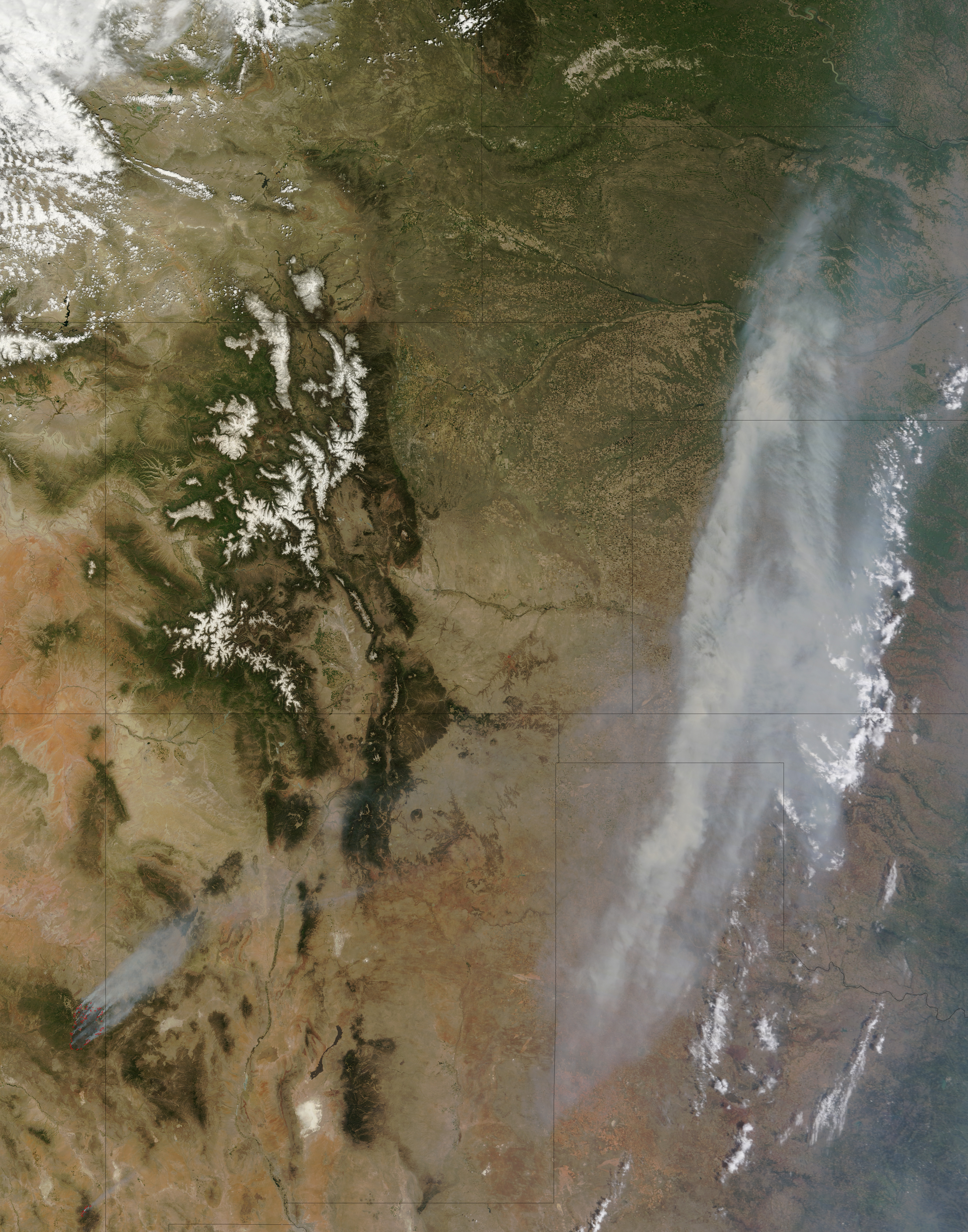Wallow Fire Sends Smoke across Midwest - related image preview