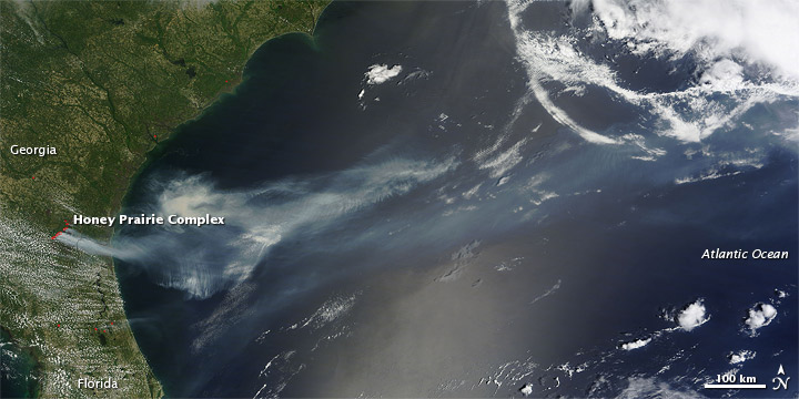 Smoke from Honey Prairie Complex Fire, Georgia - related image preview