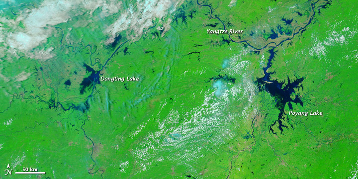 Floods along the Yangtze River