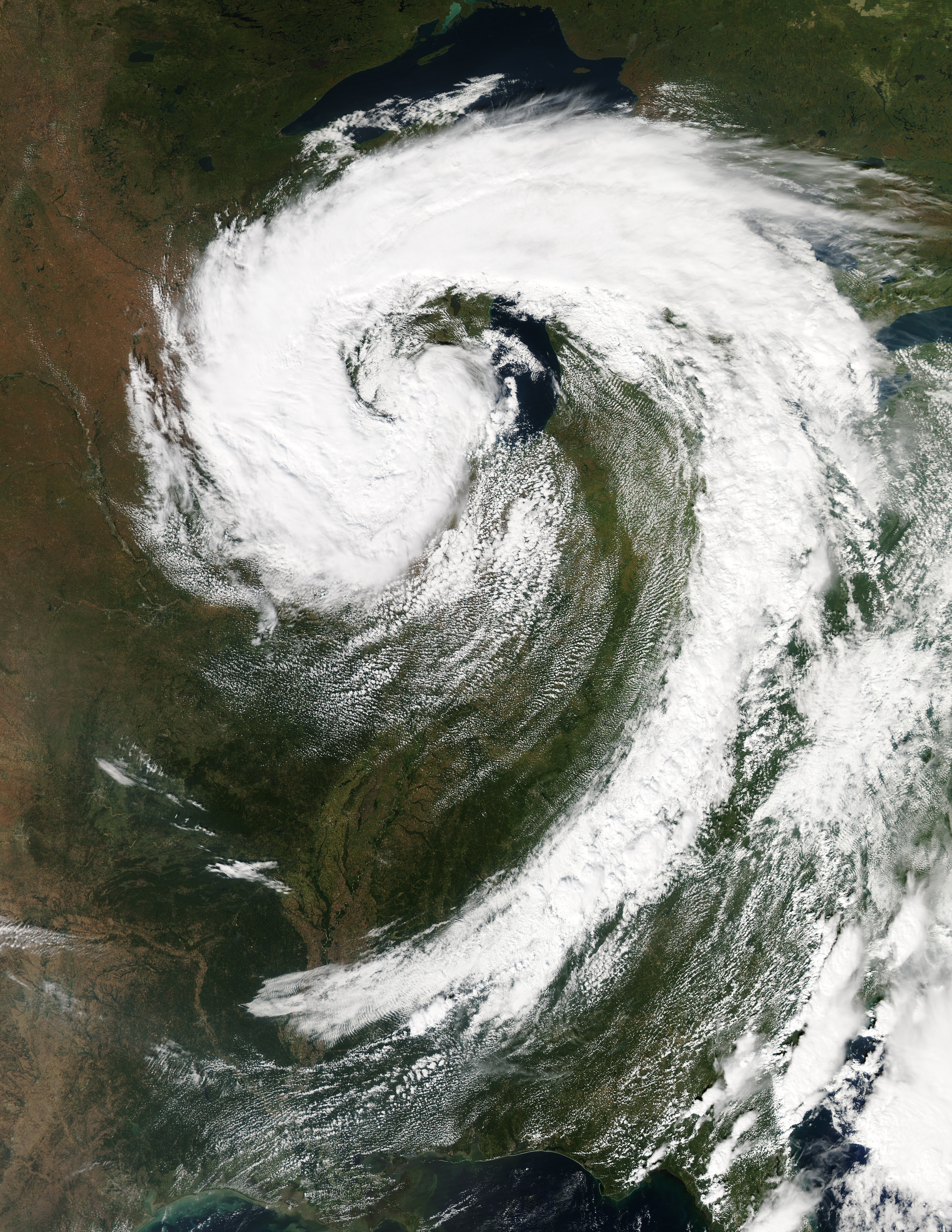 Mid-Latitude Cyclone over the United States - related image preview
