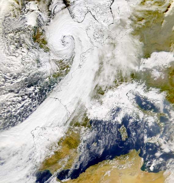 SeaWiFS: European Storm - related image preview