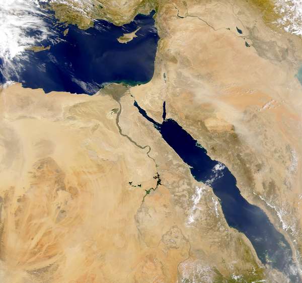 SeaWiFS: Nile River and Saudi Dust Storm - related image preview