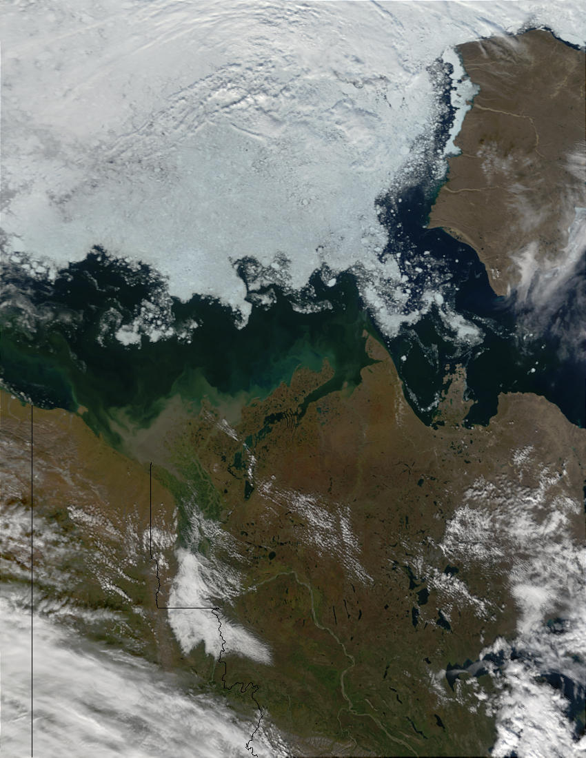Mackenzie River and Mackenzie Bay, Northern Canada - related image preview