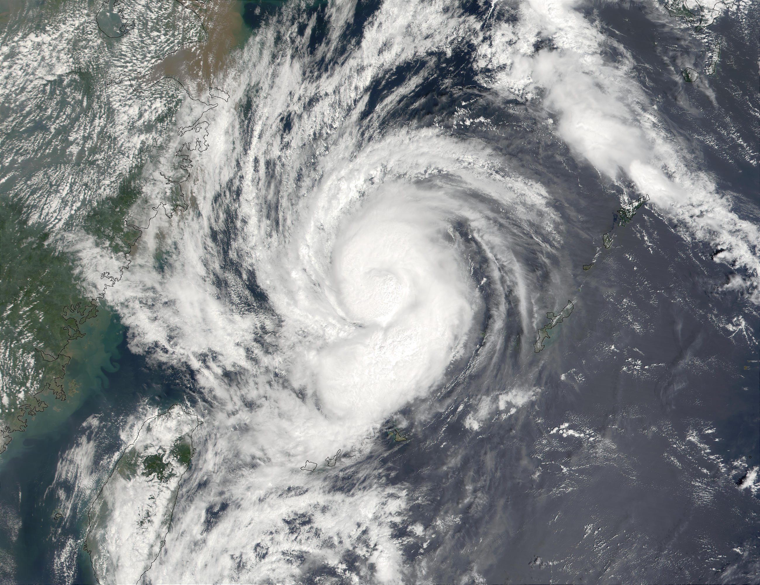 Typhoon Nari (20W) off the coast of China and Tapei - related image preview
