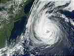 Hurricane Erin off the coast of Northeast United States - selected child image