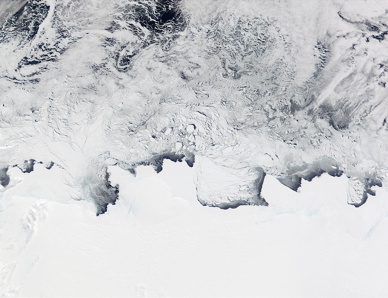 Knox Coast, Budd Coast, Sabrina Coast, and Banzare Coast, Antarctica - related image preview