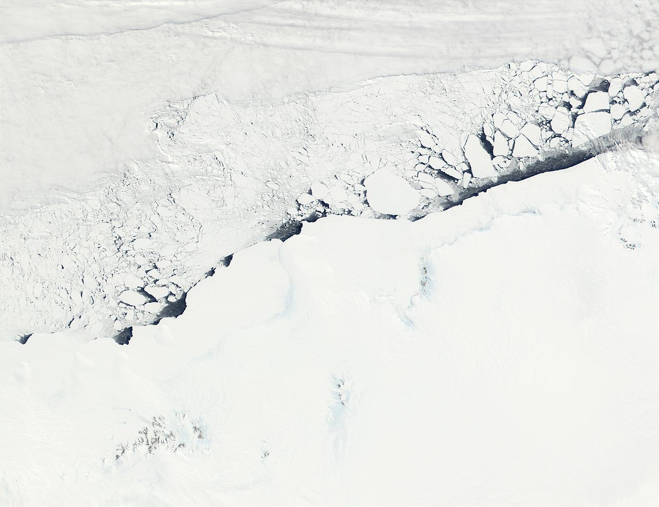 Prince Harald Coast, Prince Olav Coast, and Enderby Land, Antarctica - related image preview