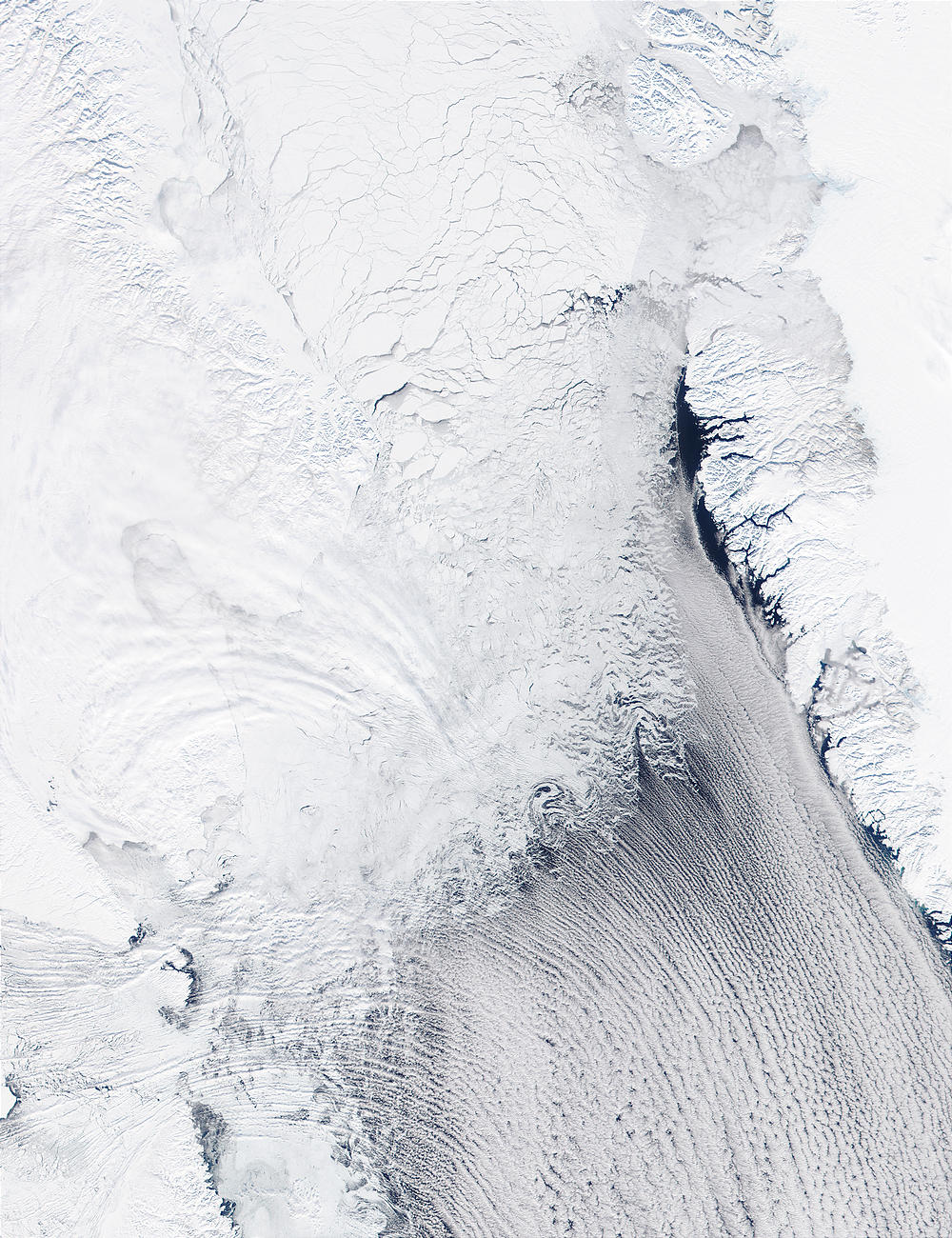 Cloud streets in Davis Strait - related image preview