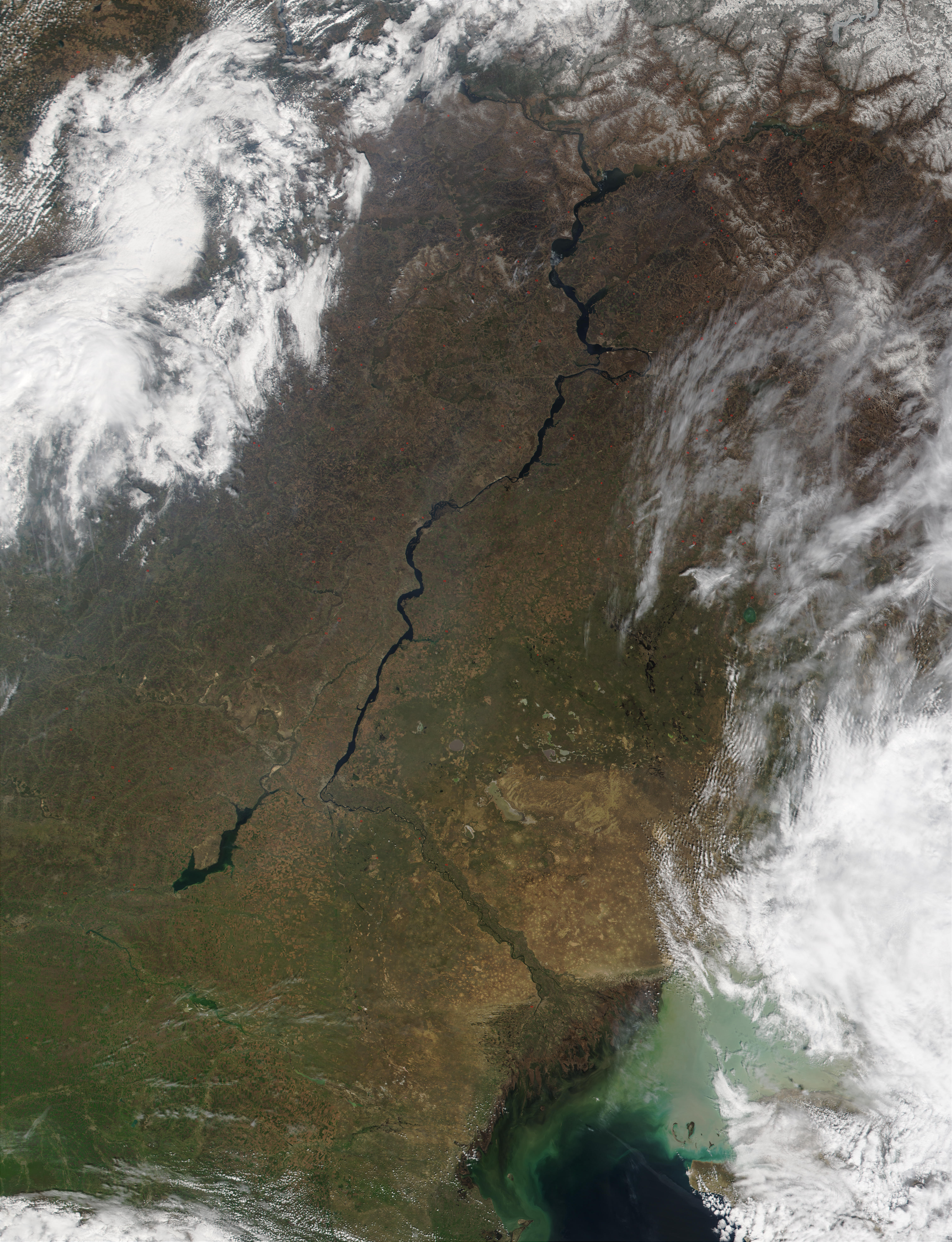 Fires along the Volga, Russia - related image preview